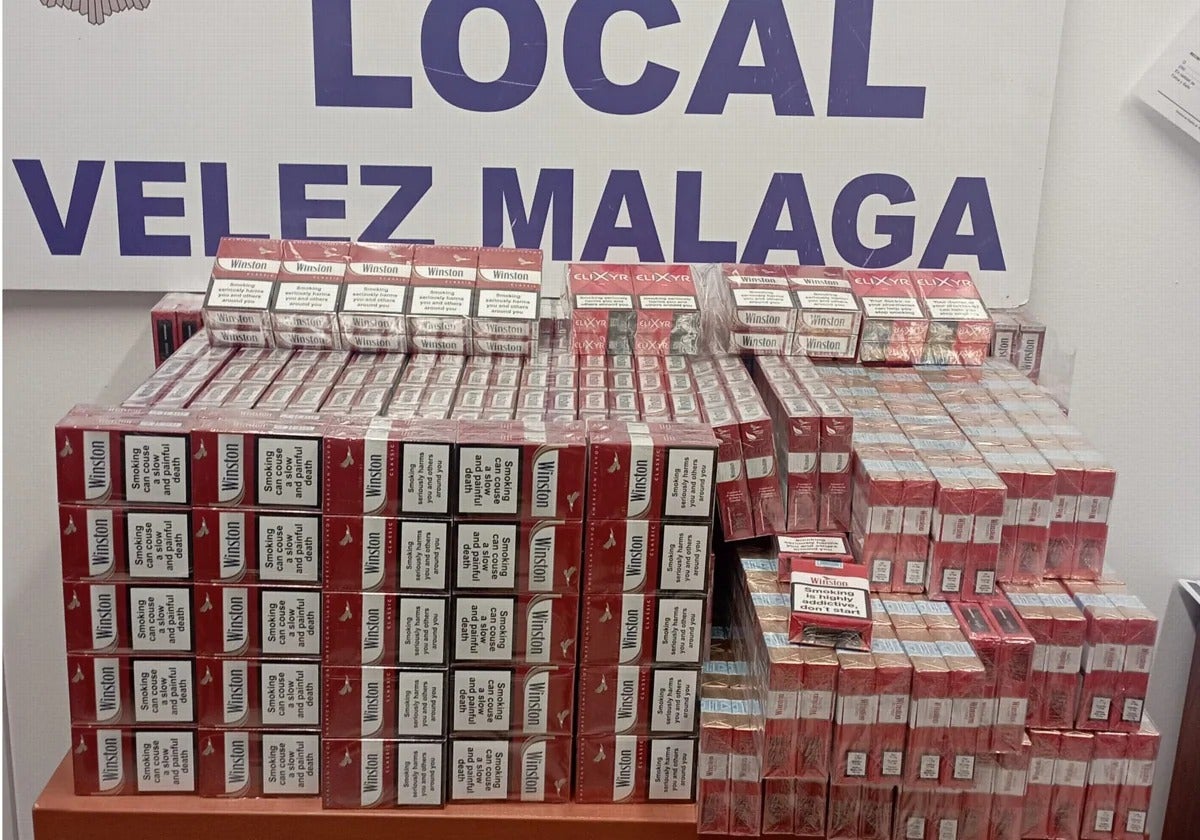 Image of the cigarette packets seized in Torre del Mar.