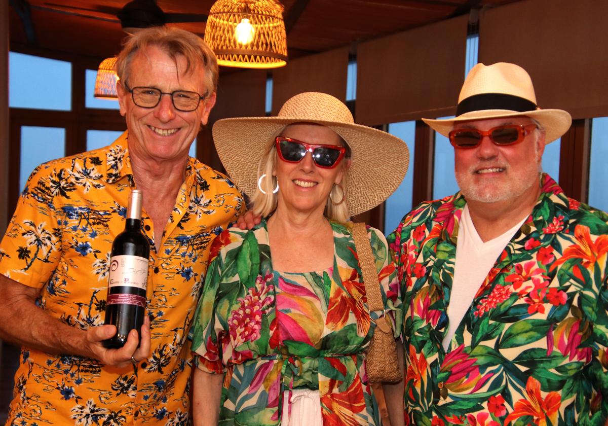 Summer attire winners, from left to right: Patrick Meehan, Louise Cook Edwards and Gary Edwards.