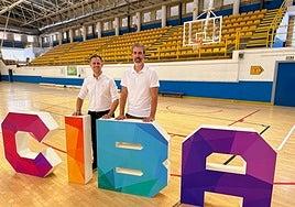 Berni Rodríguez and sports councillor announce the CIBA tournament.