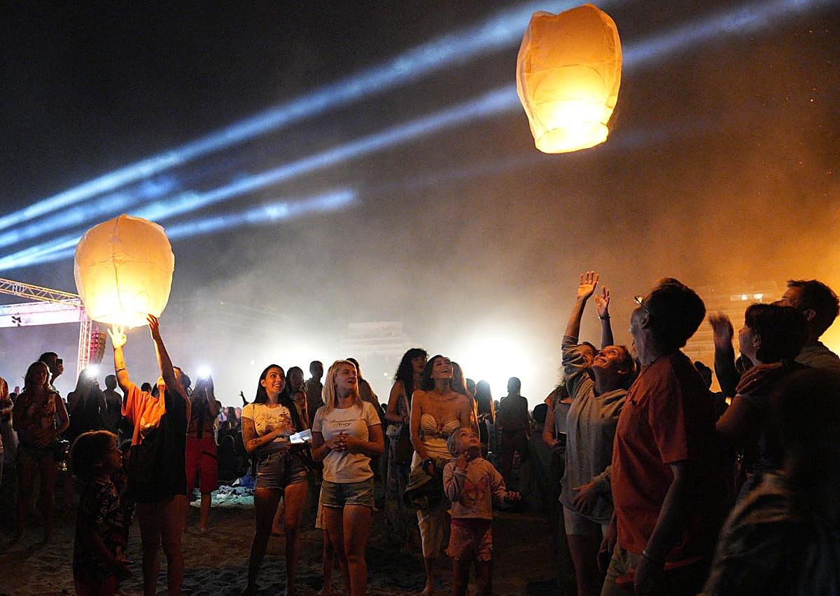 Imagen secundaria 1 - El Cable beach in Marbella.