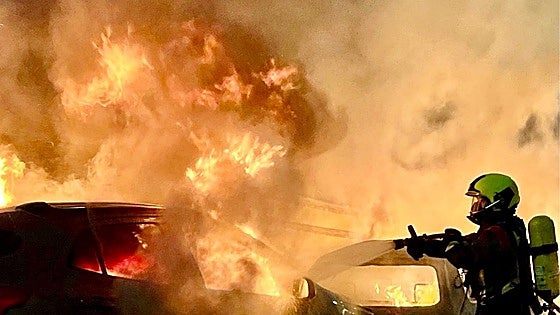 Several vehicles gutted during early morning fire on eastern strip of Costa del Sol