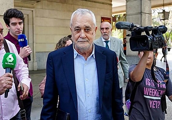 Ex president of Andalucía José Griñán.