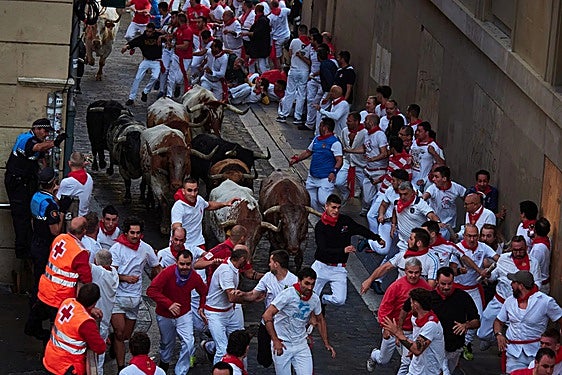 Six people receive hospital treatment following second day of San Fermín bull-running festival in Spain