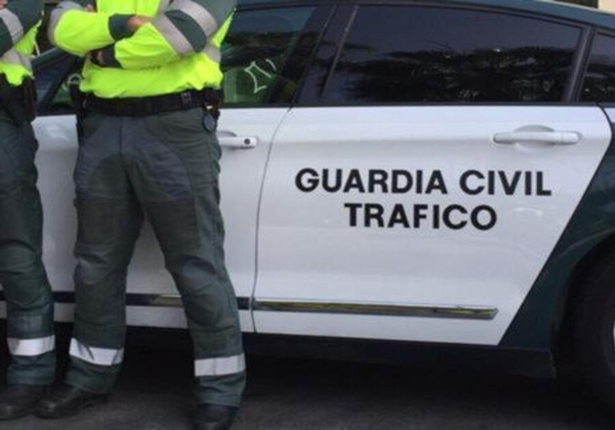 Woman dies after being hit by car in garage in Malaga town