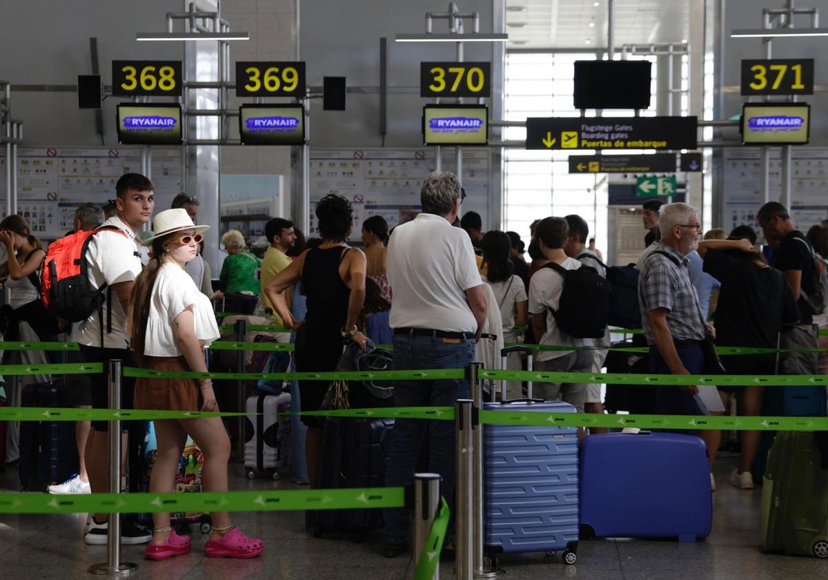 Malaga Airport returns to normal after 20 flight delays and nine cancellations due to global IT failure