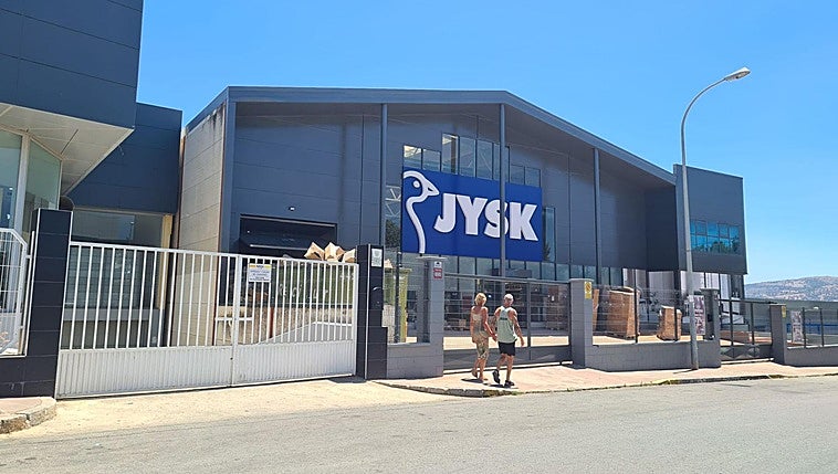 JYSK, one of IKEA's main competitors, sets up shop in Ronda