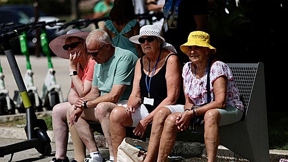 What does the weather have in store in Malaga and along the Costa del Sol?