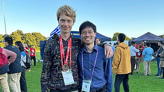 Marbella schoolboy representing Spain wins bronze at international maths olympics in UK