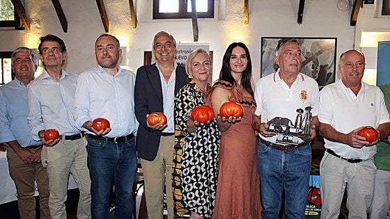 From the Guadalhorce valley to the tables of more than 60 restaurants in Malaga: the bull's ball is ready to roll