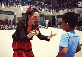 Lola, performing in Lebanon.