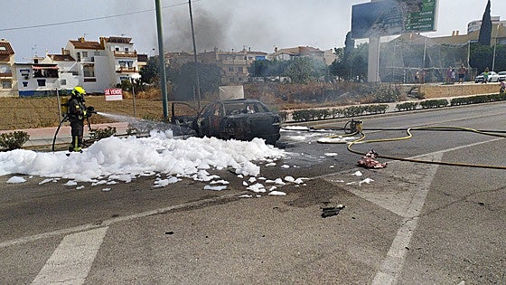 Foreign couple seriously injured after car bursts into flames after refuelling at petrol station on Costa del Sol