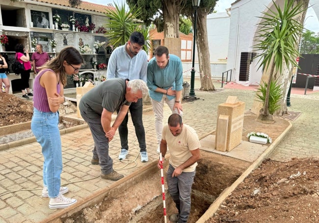 The works taking place in the municipal cemetery.