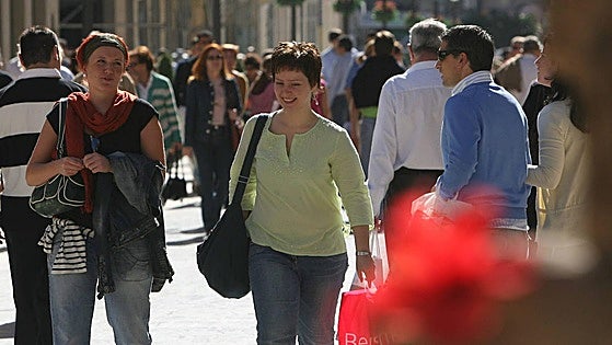 Malaga and Almeria are the only two provinces in Andalucía that are gaining both national and foreign residents