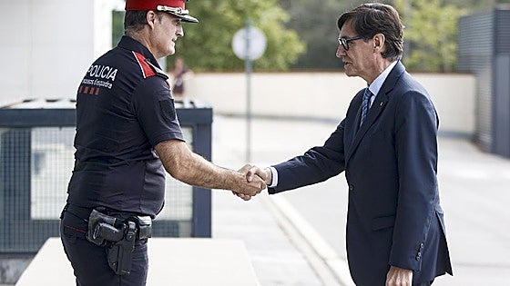 New head of Catalonia defends regional police over Puigdemont escape