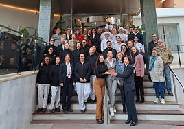 Staff at the Hotel Ángela in Fuengirola show the EFR certificate badge.