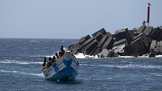 Some 640 migrants arrive in Spain by boat in just one weekend