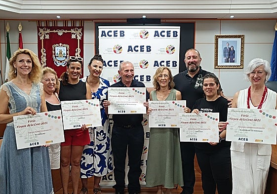 Winners of the decoration contest.