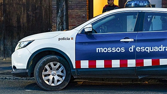 Former high-ranking police officer kills ex-partner and wife and then takes his own life in Catalonia