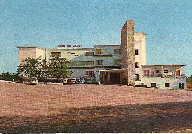Old photograph of the Hotel Los Álamos, provided by Carlos Blanco, chronicler of Torremolinos.