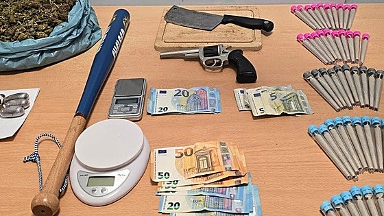 Two businesses shut down for supplying drugs to foreigners and others following police raids in Marbella