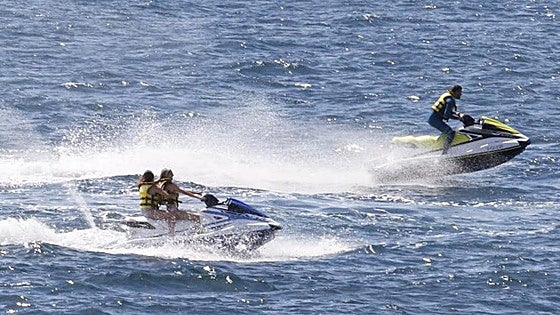 War declared in Benalmádena as pleasure boat companies lodge joint complaint against jet skis