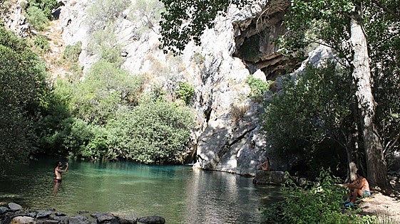 Cueva del Gato: a dip in nature's paradise is never that simple
