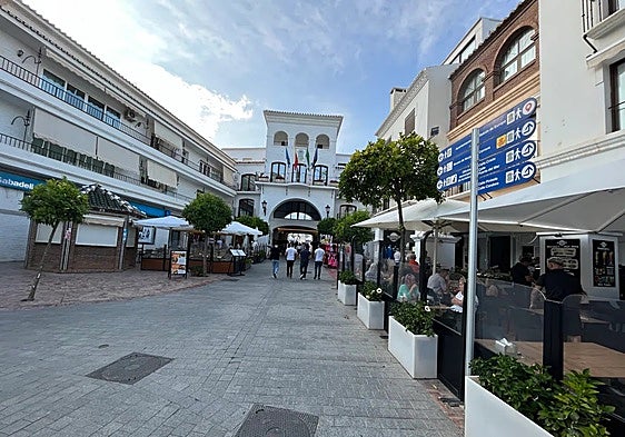 Costa del Sol town privatises street cleaning, beach and rubbish collection services