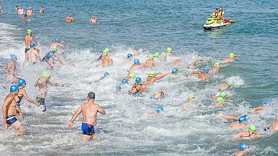Around 300 swimmers expected to make a splash in Torremolinos sea race this weekend