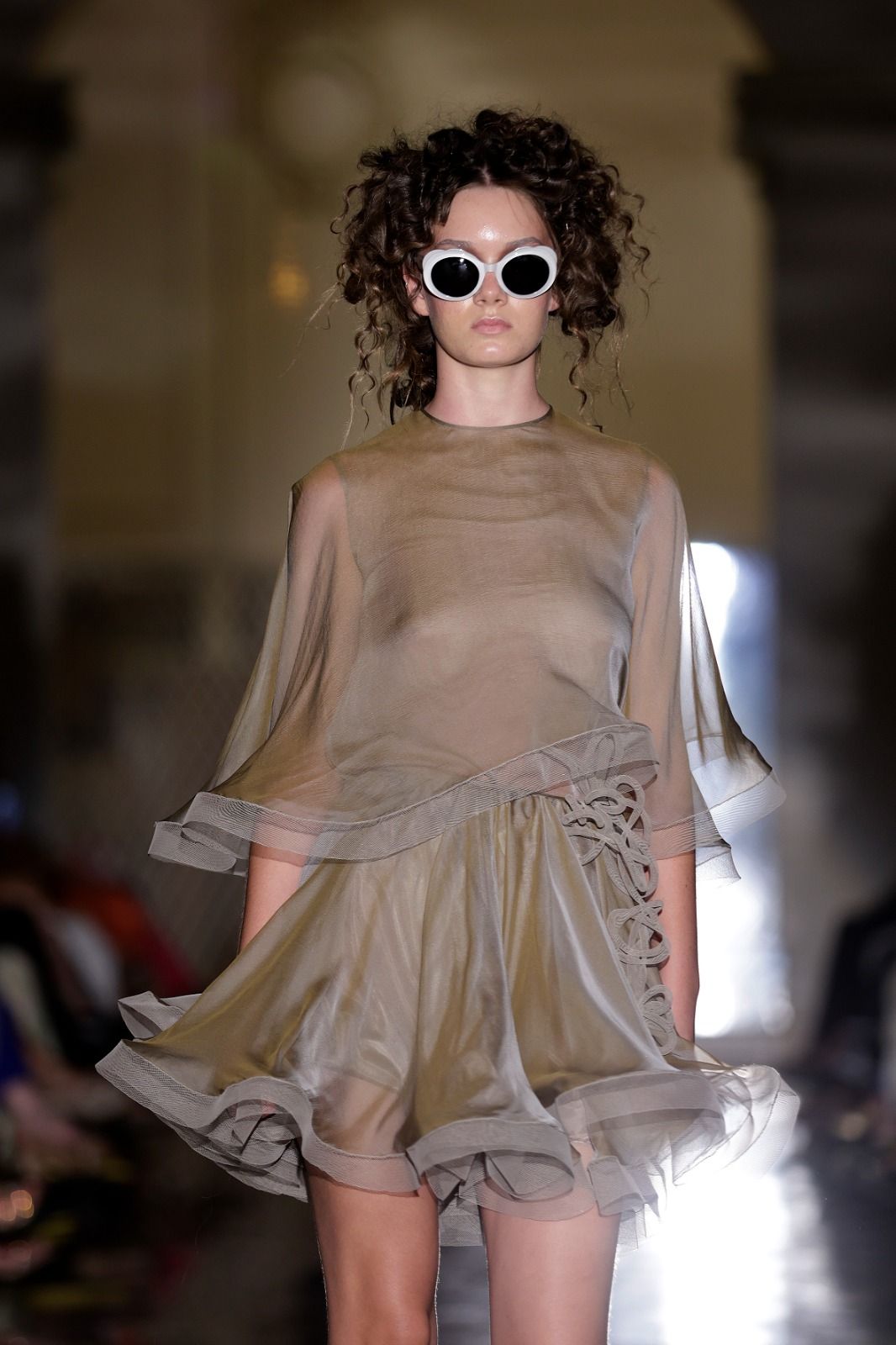 Victorio &amp; Lucchino avant-garde classic fashion on the catwalk - in pictures