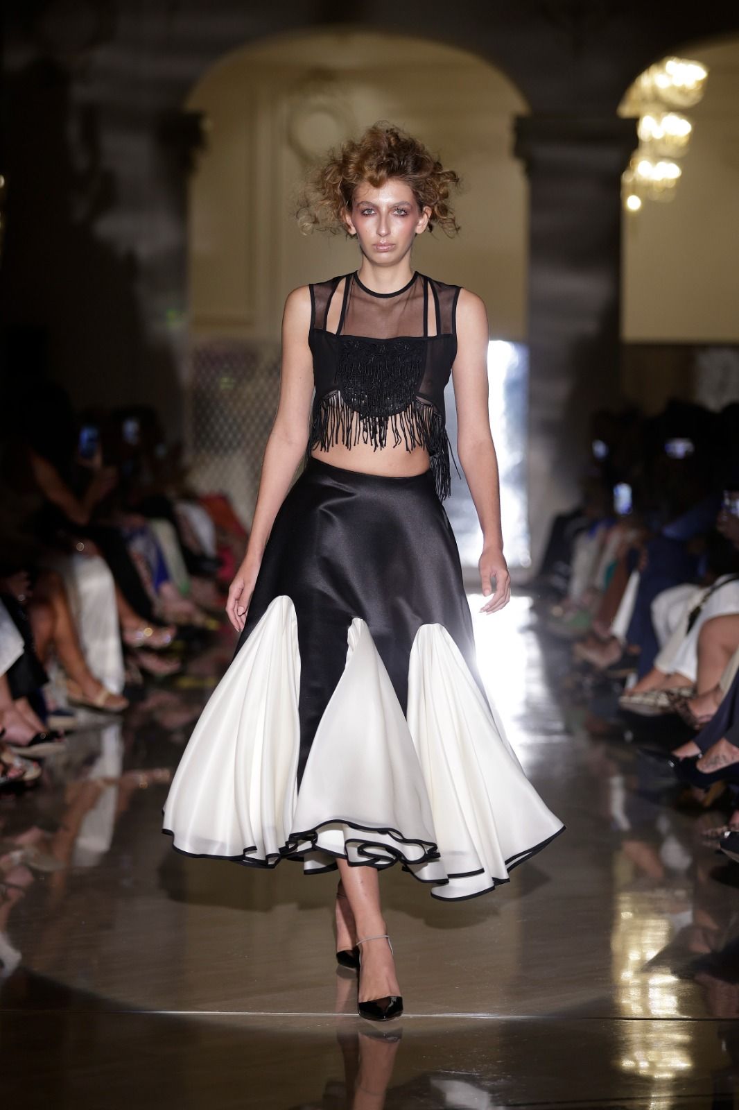 Victorio &amp; Lucchino avant-garde classic fashion on the catwalk - in pictures