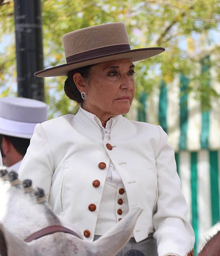 Imagen secundaria 2 - An afternoon of horses and well-dressed riders at Ronda fair, in pictures