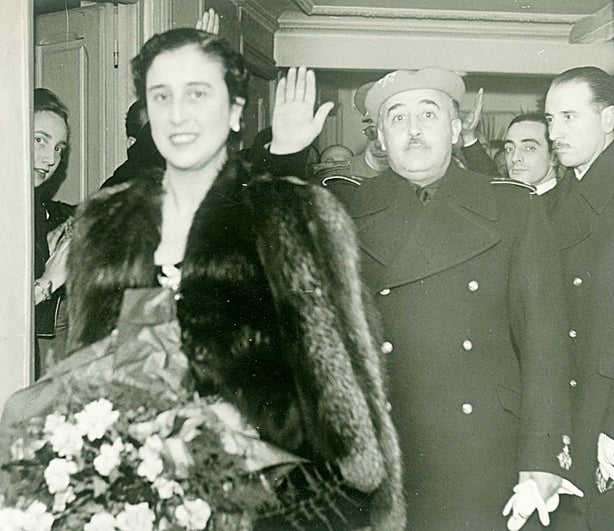 Francisco Franco with his wife.