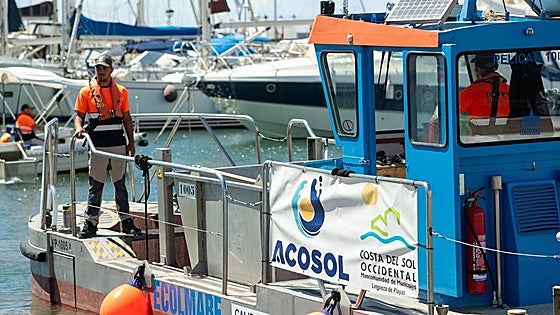 More than 80% of rubbish collected from sea on western Costa del Sol during summer was plastic waste
