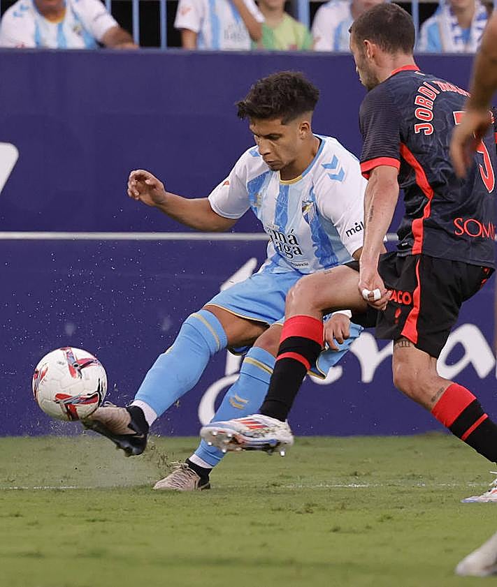 Imagen secundaria 2 - Malaga CF amongst just five teams unbeaten this season so far in Spain's Segunda División