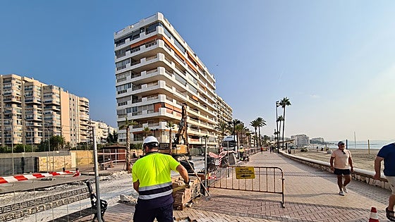 Major sewer upgrade work resumes on Fuengirola promenade