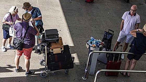 Spain registered almost 50-million overnight hotel stays last month, a new record high thanks to foreign tourist boom