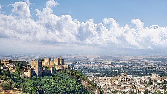 'Spain makes for an awful holiday' according to travel article in well-known British magazine