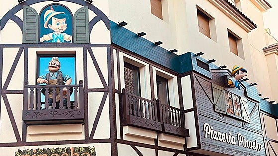 The pizzeria in Spain that is modelled on Pinocchio's house