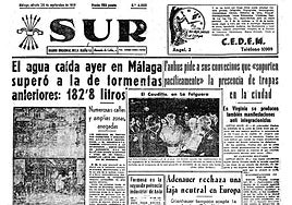 Image of the front page of SUR on 28 September 1957, with information on the effects of the rain in the capital.