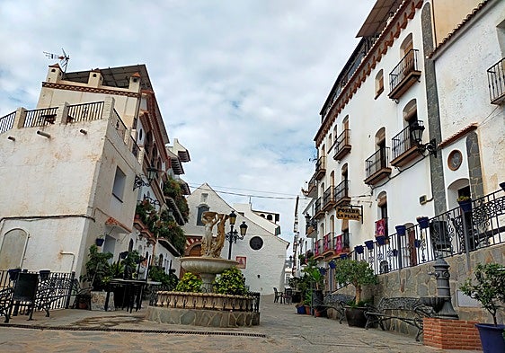 Art goes international in Malaga province village