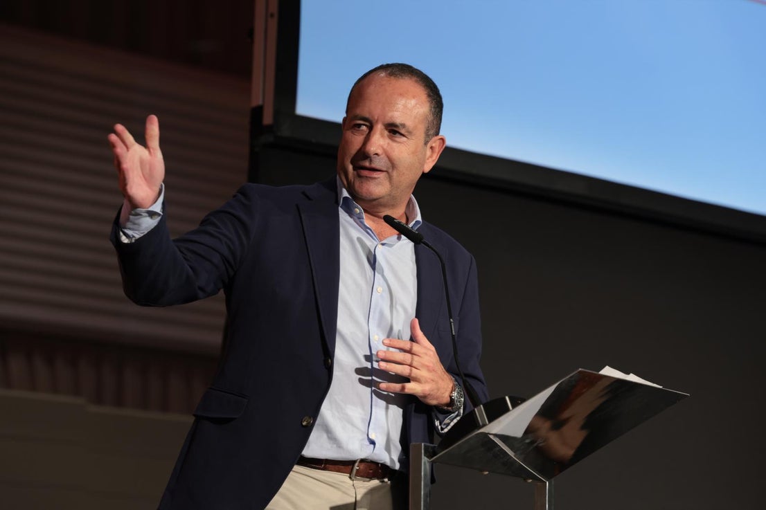 SUR in English 40th anniversary gala, in photos (II)