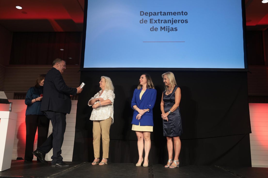 SUR in English 40th anniversary gala, in photos (II)