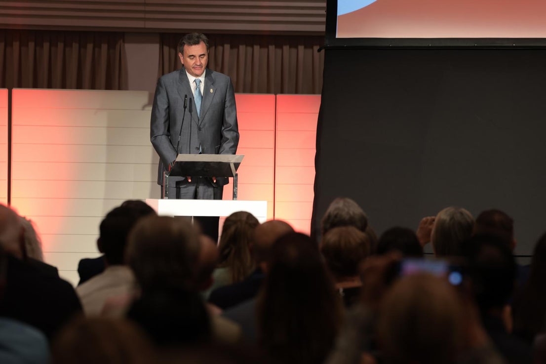 SUR in English 40th anniversary gala, in photos (II)