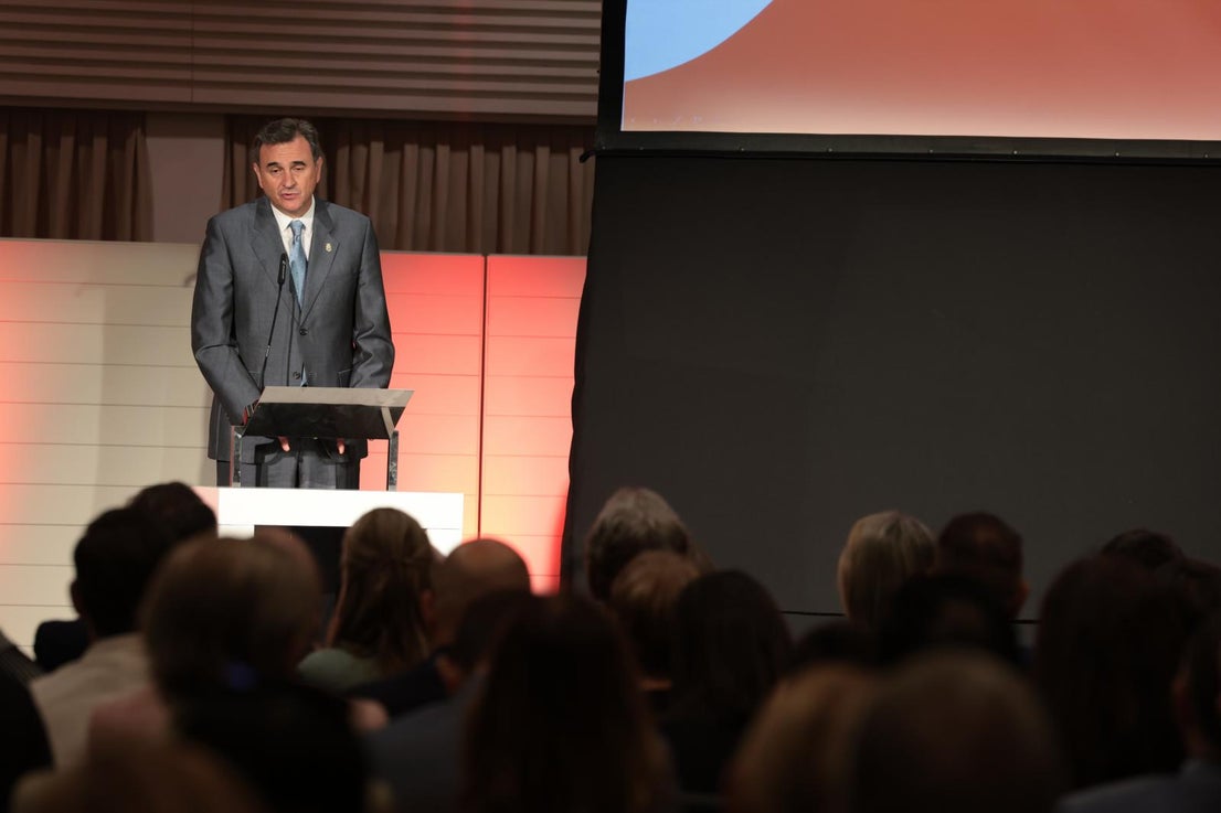 SUR in English 40th anniversary gala, in photos (II)