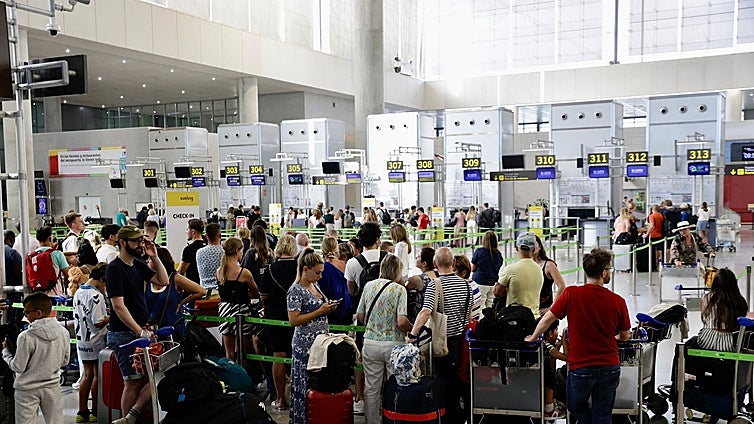 New routes and more seats available on flights to and from Malaga Airport this winter