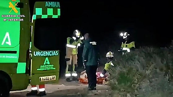 Swedish hiker rescued by emergency services after cliff fall in Almeria's Cabo de Gata