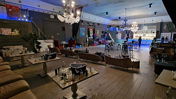 Police shut down illegal Halloween party on Costa del Sol and eject 600 people from premises
