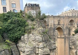 The iconic bridge as seen from the Jardines de Cuenca.