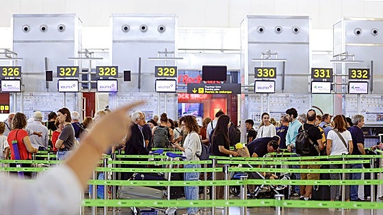 Malaga Airport records 30% more passengers in October than just five years ago, making it the fastest growing in Spain