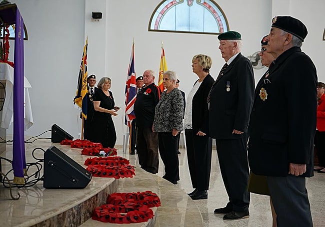The service held at the Coín cemetery chapel.